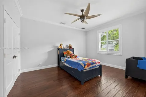 2538 Montclaire Court Weston FL 33327