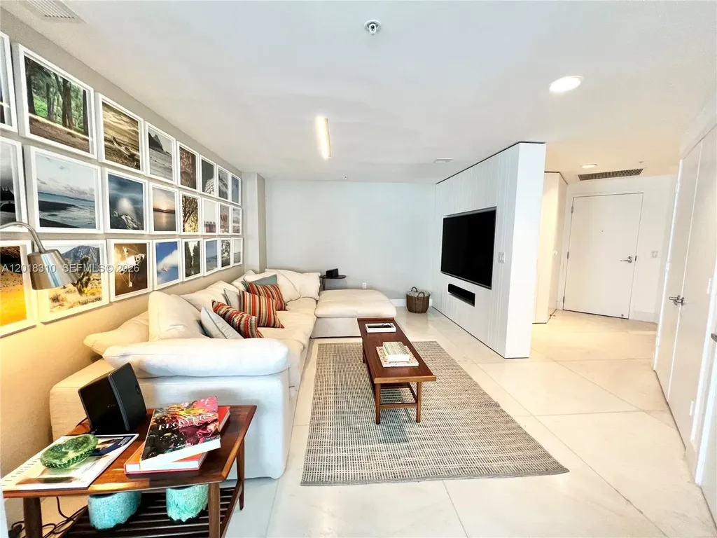 17111 Biscayne Boulevard North Miami Beach FL 33160
