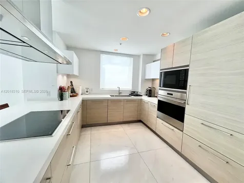 17111 Biscayne Boulevard North Miami Beach FL 33160