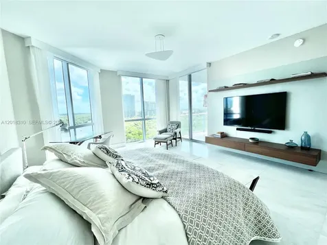 17111 Biscayne Boulevard North Miami Beach FL 33160