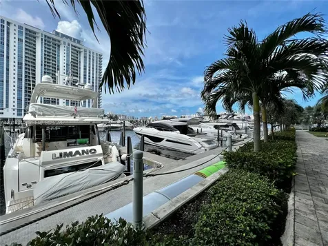 17111 Biscayne Boulevard North Miami Beach FL 33160