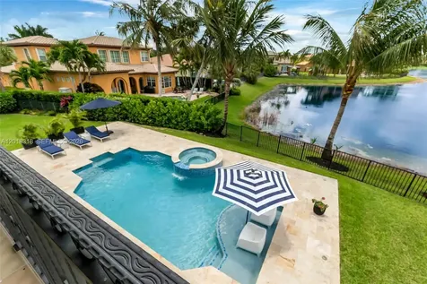 11075 NW 79th Place Parkland FL 33076