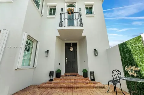 11075 NW 79th Place Parkland FL 33076