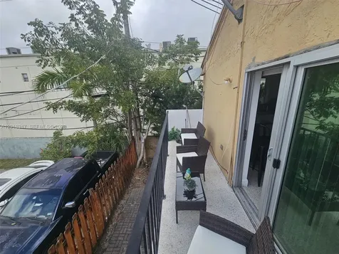 1241 NW 6th Street Miami FL 33125