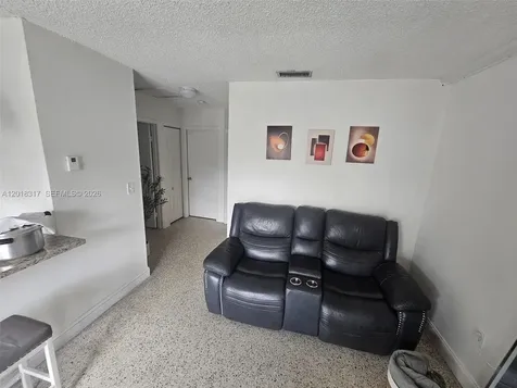 1241 NW 6th Street Miami FL 33125