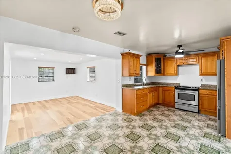 3155 NW 81st Terrace Miami FL 33147