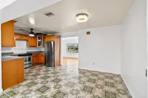 3155 NW 81st Terrace Miami FL 33147