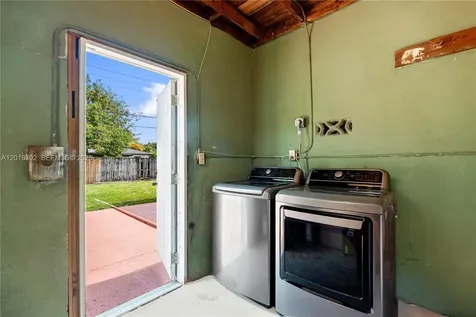 3155 NW 81st Terrace Miami FL 33147