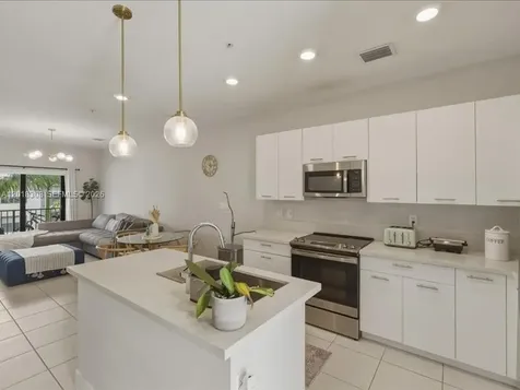 8201 NW 41st Street Doral FL 33166