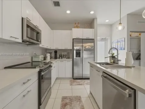 8201 NW 41st Street Doral FL 33166