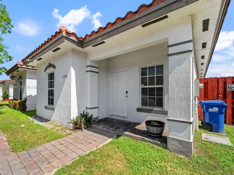 12321 SW 214th Terrace Miami FL 33177