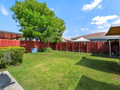 12321 SW 214th Terrace Miami FL 33177