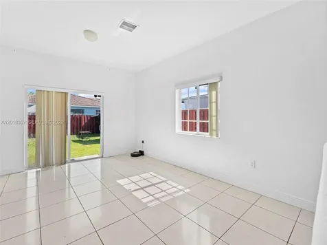 12321 SW 214th Terrace Miami FL 33177