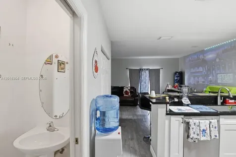 2216 SE 23rd Terrace Homestead FL 33035