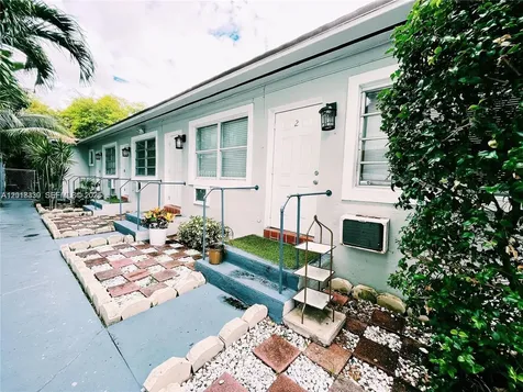 7630 Byron Avenue Miami Beach FL 33141