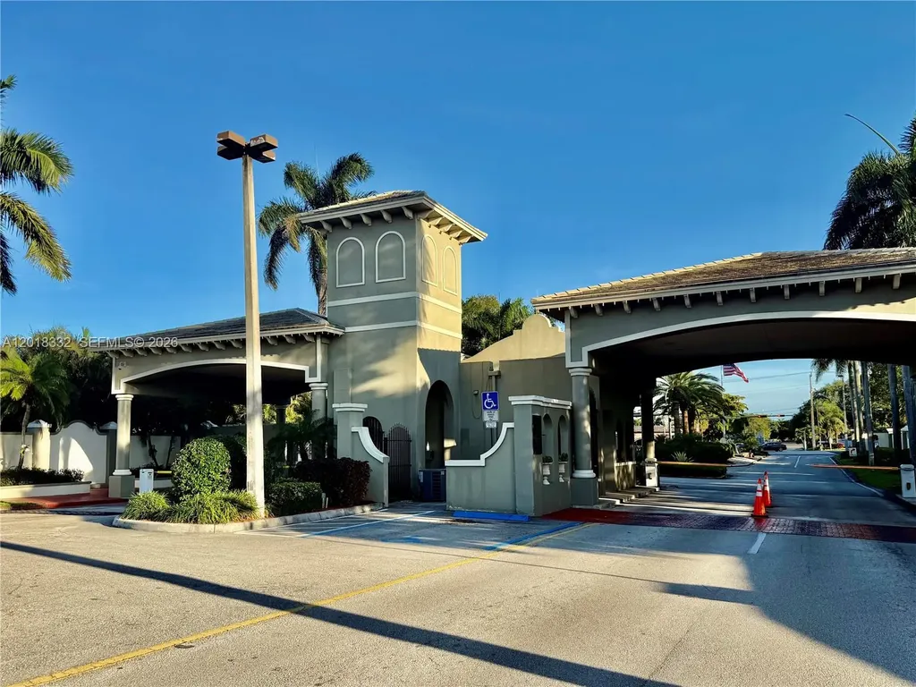 2301 Lucaya Lane Coconut Creek FL 33066