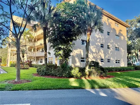 2301 Lucaya Lane Coconut Creek FL 33066