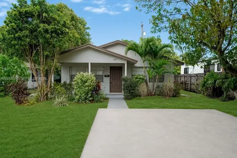 429 Avenida Hermosa West Palm Beach FL 33405