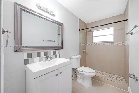 429 Avenida Hermosa West Palm Beach FL 33405