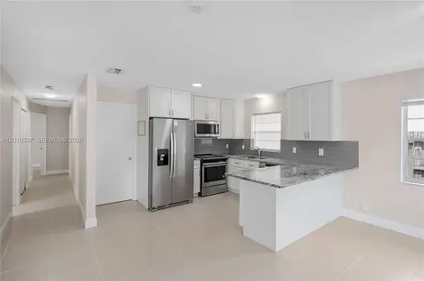 429 Avenida Hermosa West Palm Beach FL 33405