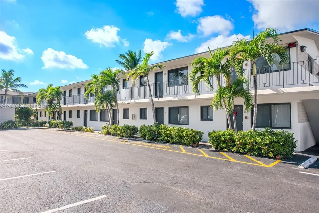 1310 W 29th Street Hialeah FL 33012