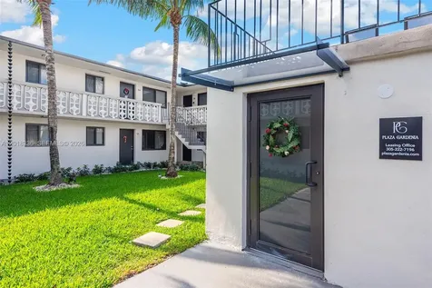 1310 W 29th Street Hialeah FL 33012