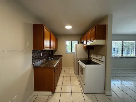 1310 W 29th Street Hialeah FL 33012