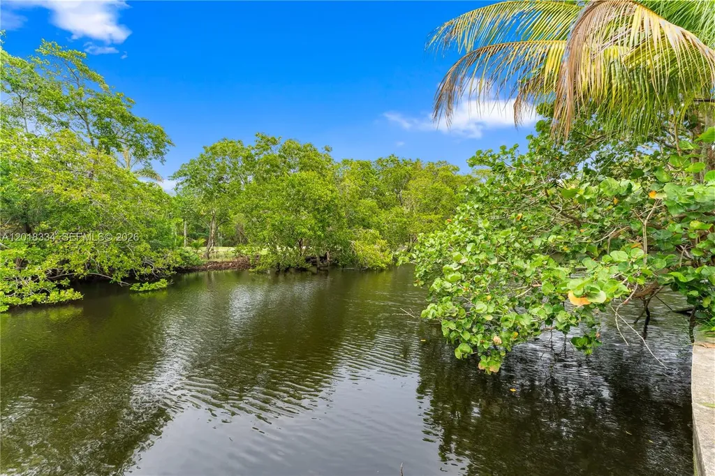 1031 NW 21st Street Fort Lauderdale FL 33311
