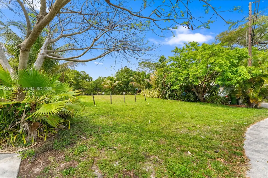 1031 NW 21st Street Fort Lauderdale FL 33311