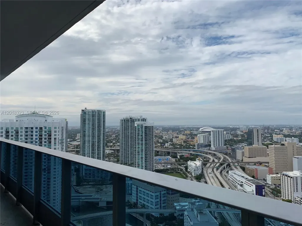 200 Biscayne Boulevard Way Miami FL 33131