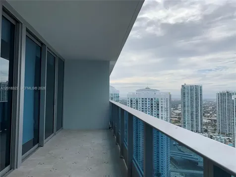 200 Biscayne Boulevard Way Miami FL 33131