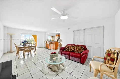 4801 NW 7th Street Miami FL 33126