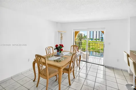 4801 NW 7th Street Miami FL 33126