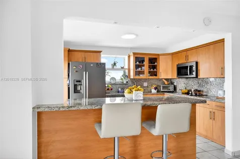 4801 NW 7th Street Miami FL 33126