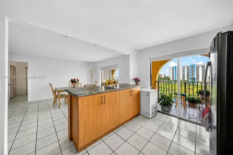 4801 NW 7th Street Miami FL 33126