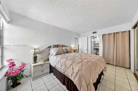 4801 NW 7th Street Miami FL 33126