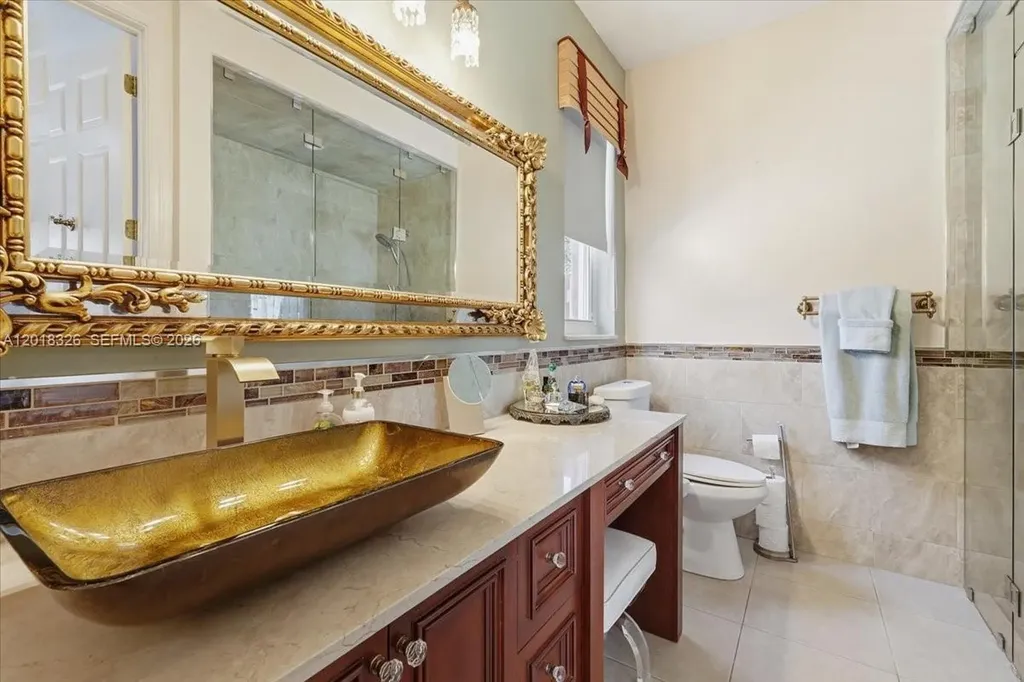 1282 Grant Court Hollywood FL 33019