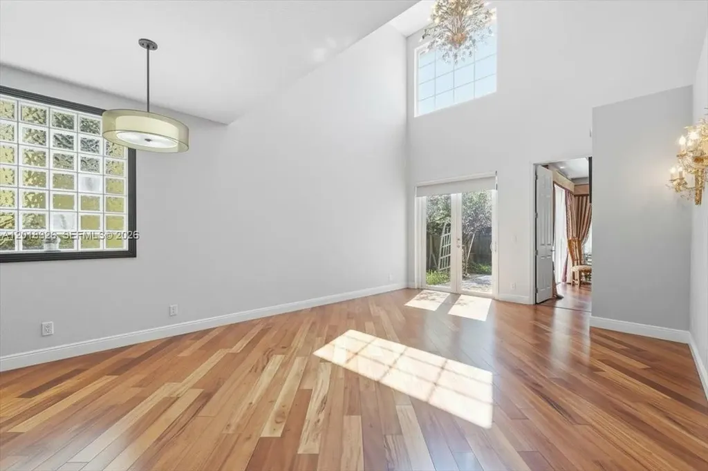 1282 Grant Court Hollywood FL 33019