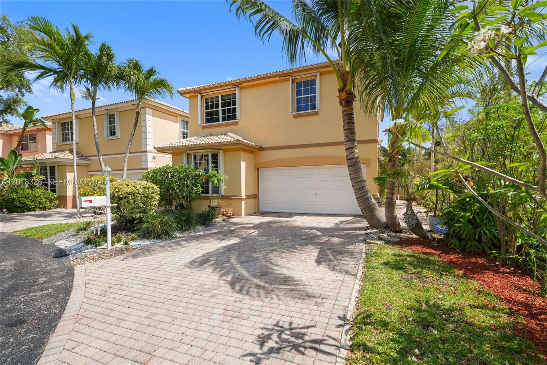 1282 Grant Court Hollywood FL 33019