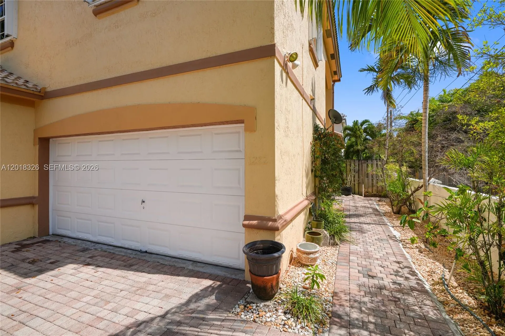 1282 Grant Court Hollywood FL 33019