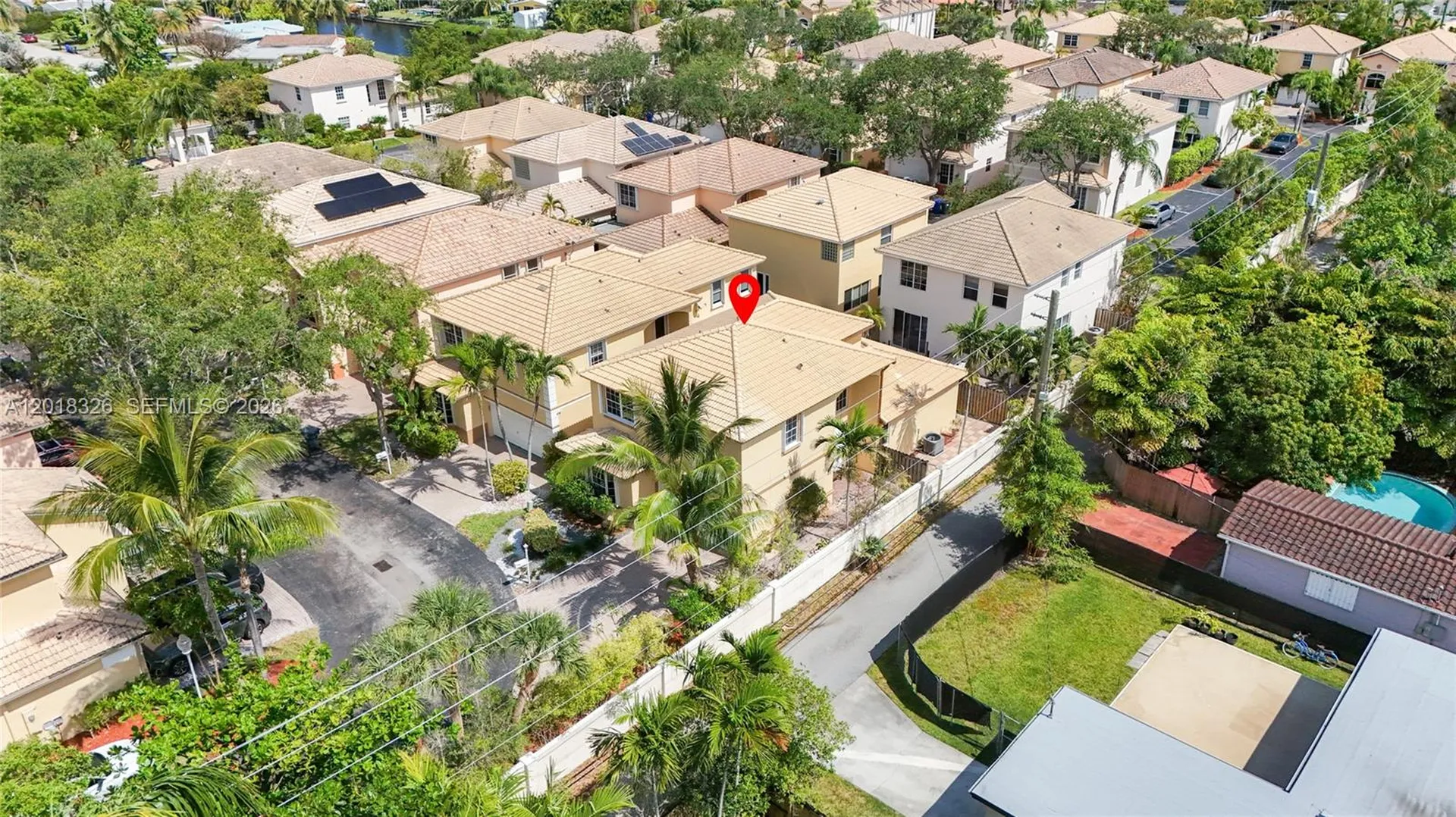 1282 Grant Court Hollywood FL 33019