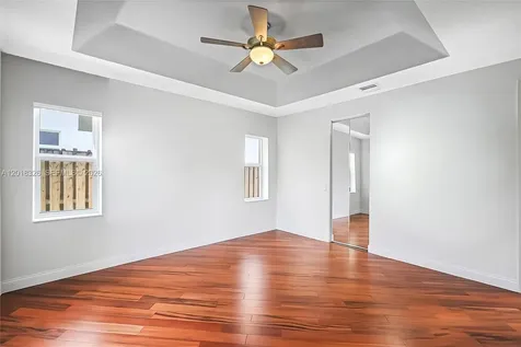 1282 Grant Court Hollywood FL 33019
