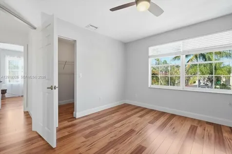 1282 Grant Court Hollywood FL 33019