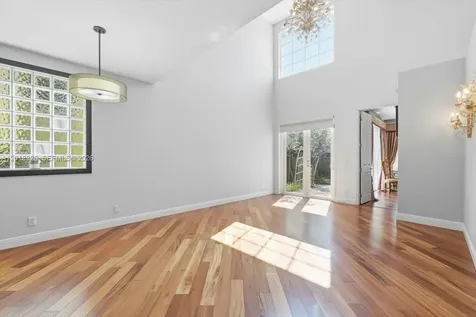 1282 Grant Court Hollywood FL 33019