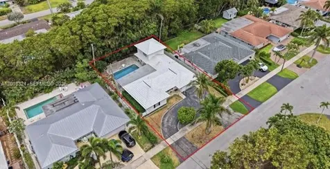 1310 SE 14th Court Deerfield Beach FL 33441