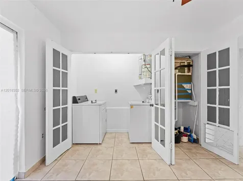 100 SW 110th Avenue Sweetwater FL 33174