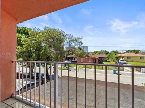 100 SW 110th Avenue Sweetwater FL 33174
