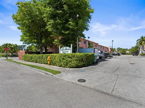 100 SW 110th Avenue Sweetwater FL 33174
