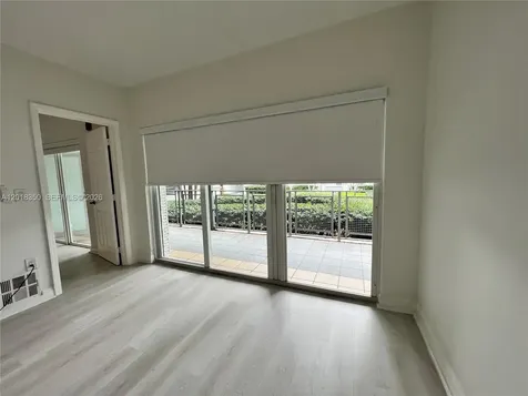 946 Bay Drive Miami Beach FL 33141