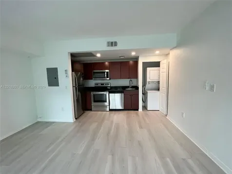 946 Bay Drive Miami Beach FL 33141